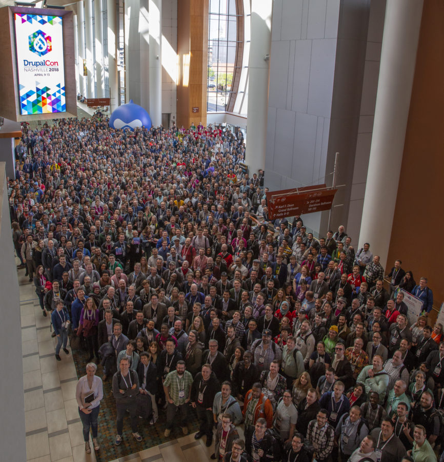 DrupalCon 2018 attendees group photo